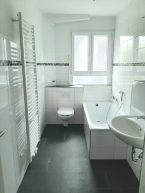 schöne 2-Zimmer-Wohnung in Wuppertal Wichlinghausen, 42277 Wuppertal, Etagenwohnung